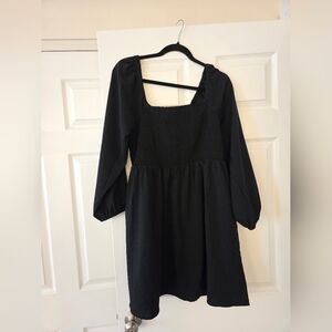 Old Navy Black Long Sleeve With Design Dress, L